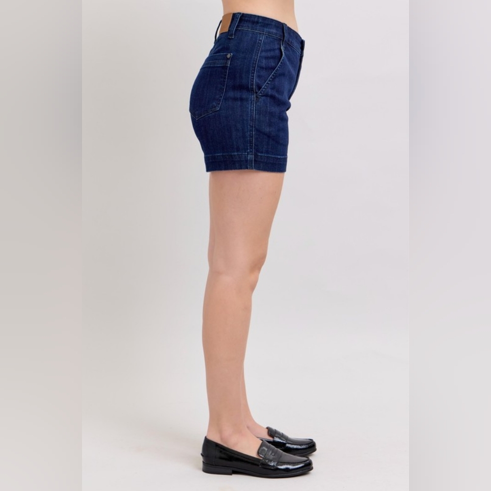 Judy Blue High-Rise Relaxed Boyfriend Dark Jean Mid-length Classic Denim Shorts - Picture 11 of 16